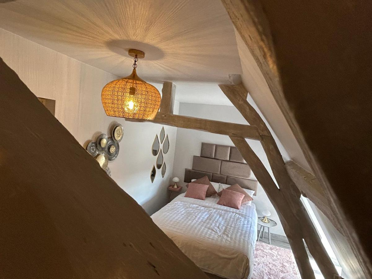 Demeure Du Vallon - Chambres D'Hotes De Charme Azerat Εξωτερικό φωτογραφία