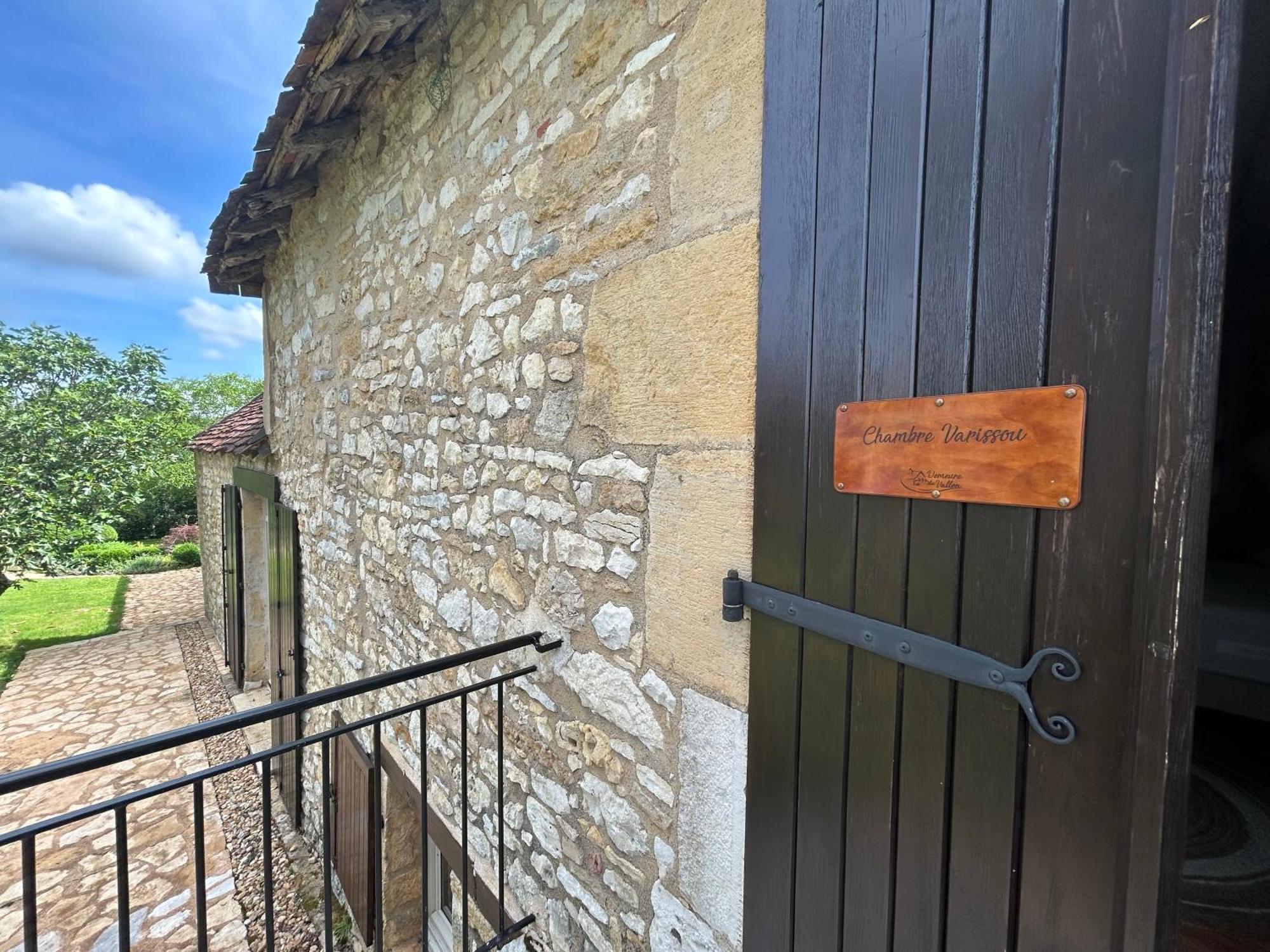 Demeure Du Vallon - Chambres D'Hotes De Charme Azerat Εξωτερικό φωτογραφία