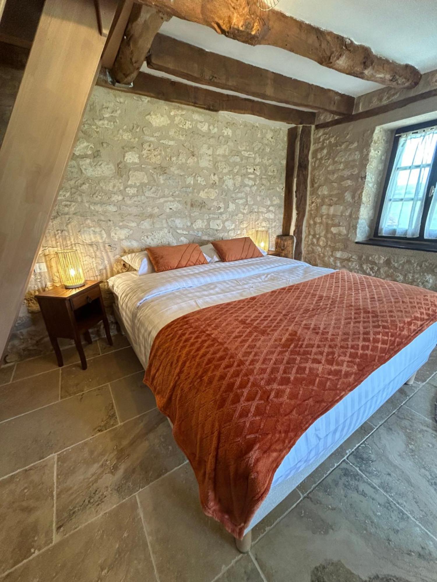 Demeure Du Vallon - Chambres D'Hotes De Charme Azerat Εξωτερικό φωτογραφία